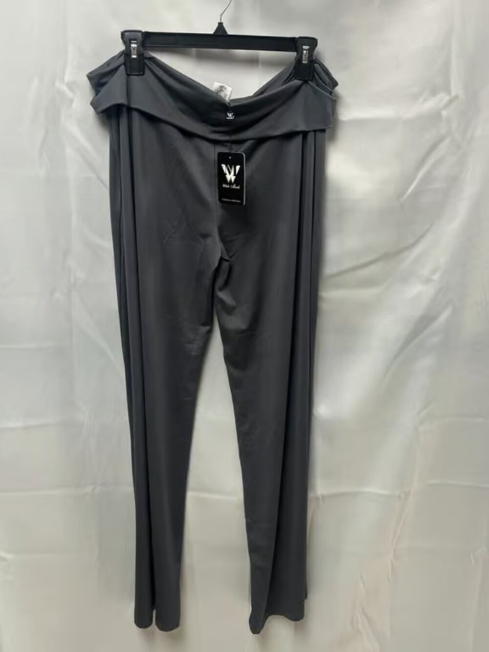 White Mark Leggings XL ORG $35 (TRack4)